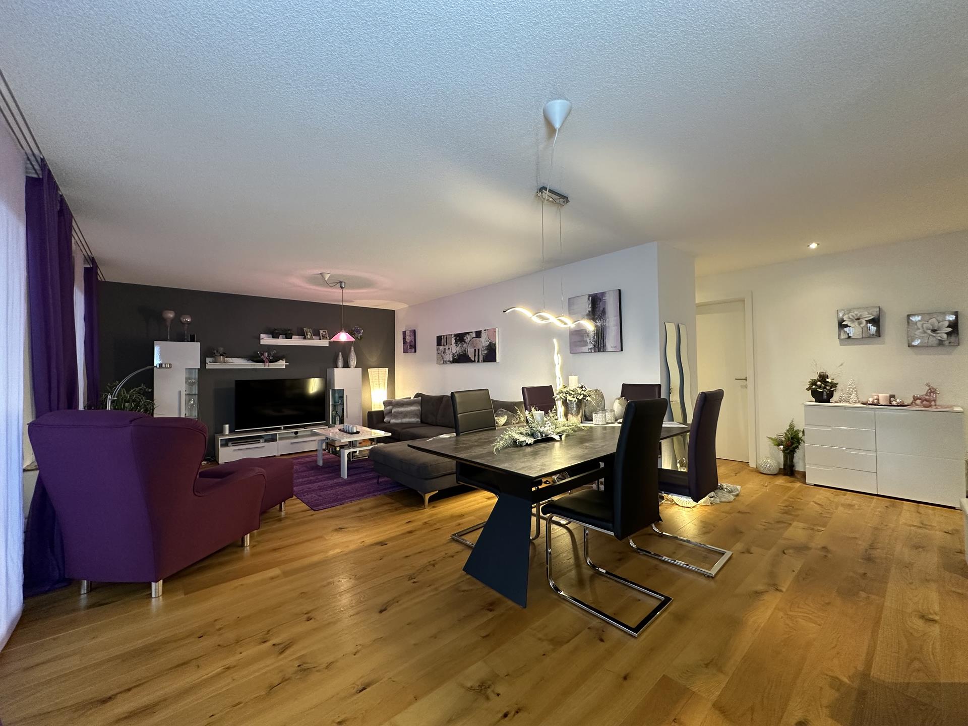 Wohn- und Esszimmer
