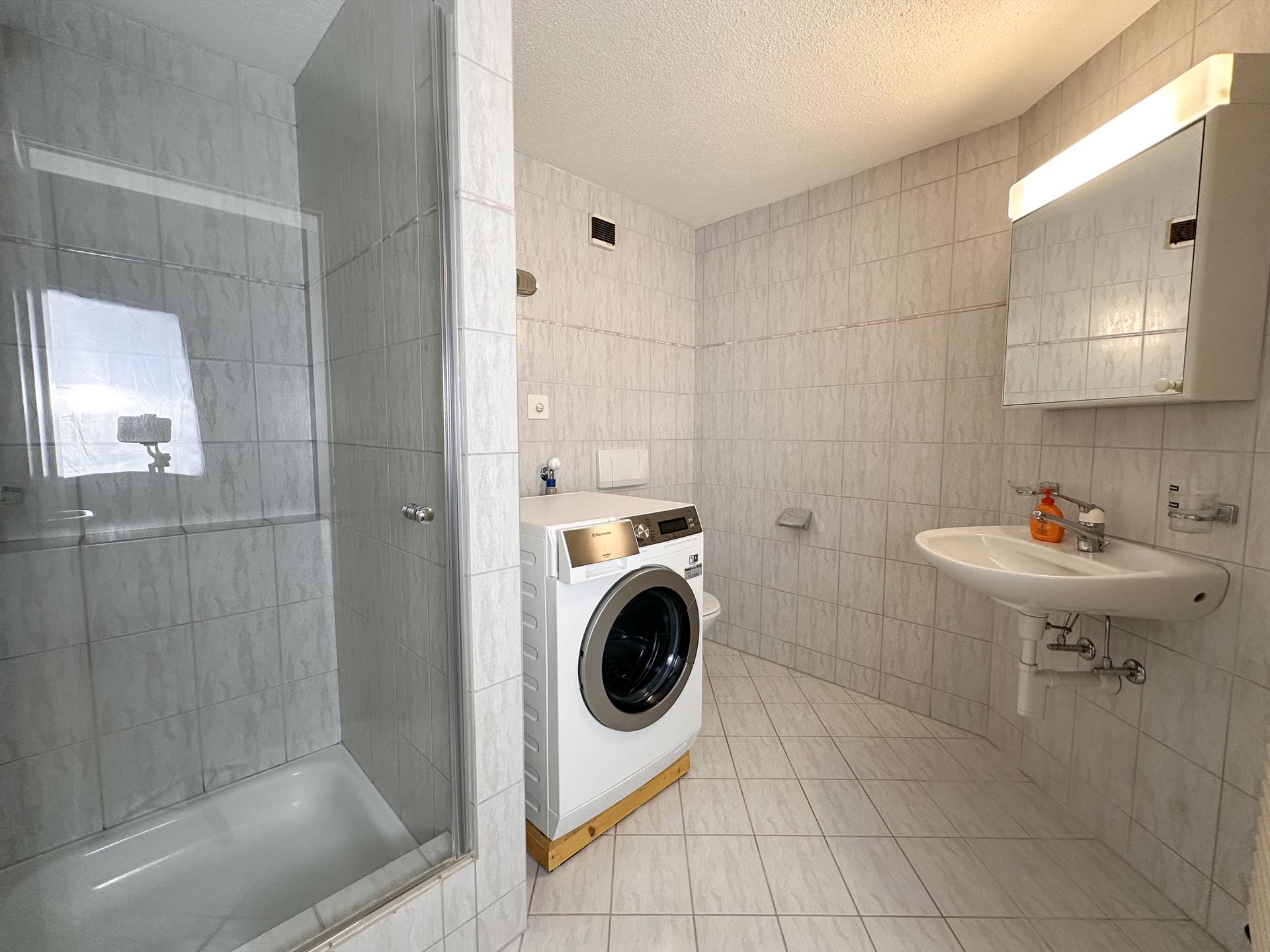 Badezimmer mit Dusche